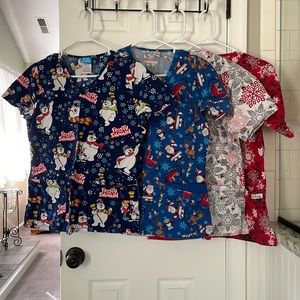 SCRUB TOPS